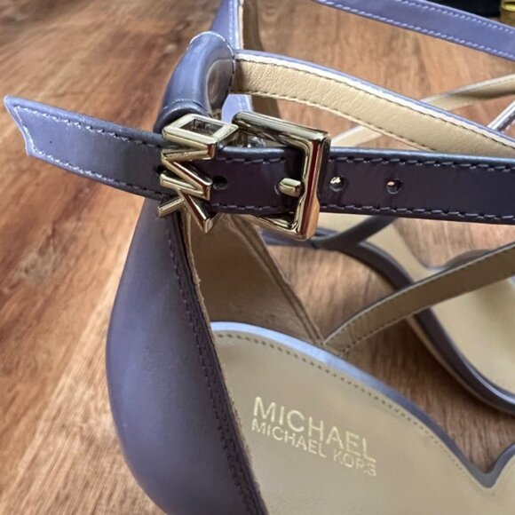 NWB MICHAEL KORS‎ ANTONIA SANDAL PEARLIZED Orched Heel Sandal 40SOATHA1W Sz 9M - Picture 9 of 15